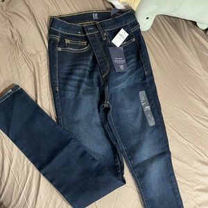 NWT Gap Skinny Jeans 26
